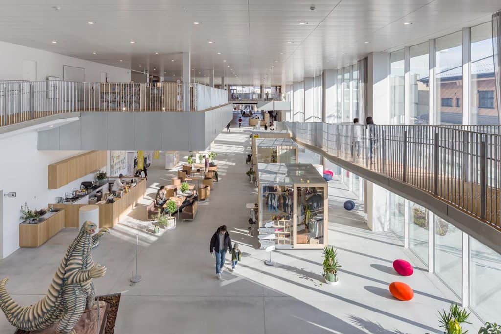 Kawasumi�EKobayashi-Kenji-Photograph-Office-1-1024x683